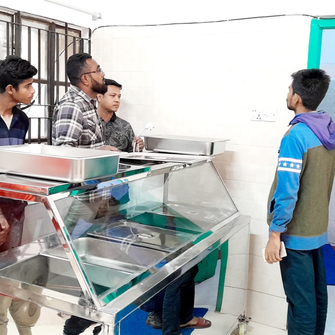 FOOD WARMER WITH CHAFING DISH .(5th Addition)